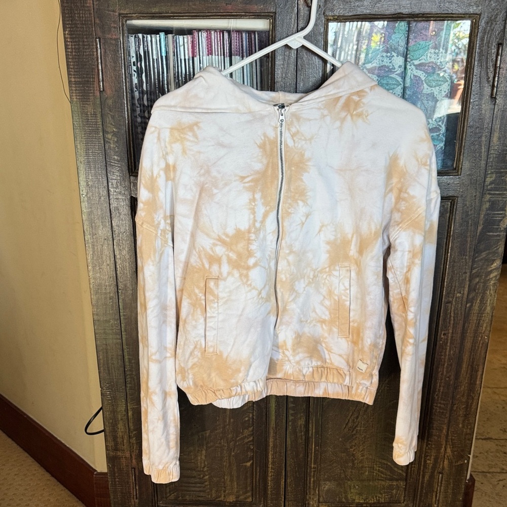 Vuori Beige Tie-Dye Zip-Up Hoodie
